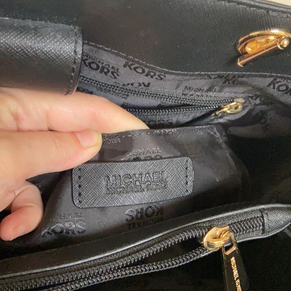 Michael Kors chain large tote NWOT - Picture 12 of 16